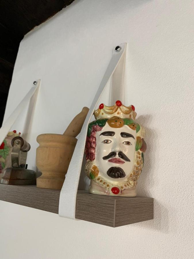 チェファルConte'S Houseアパートメント エクステリア 写真