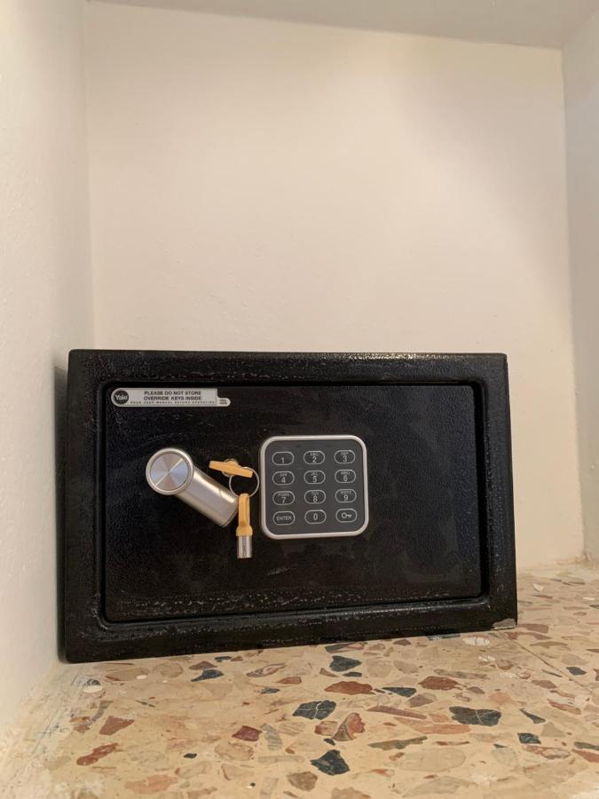 チェファルConte'S Houseアパートメント エクステリア 写真